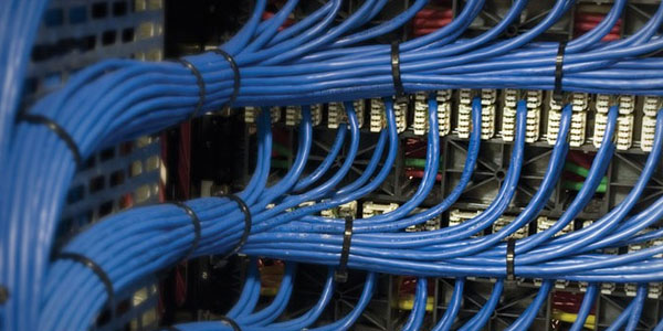INSTALACIÓN DE CABLEADO ESTRUCTURADO PARA BODEGAS BUCARAMANGA COLOMBIA - Asesores expertos en implementación e instalación de tecnología